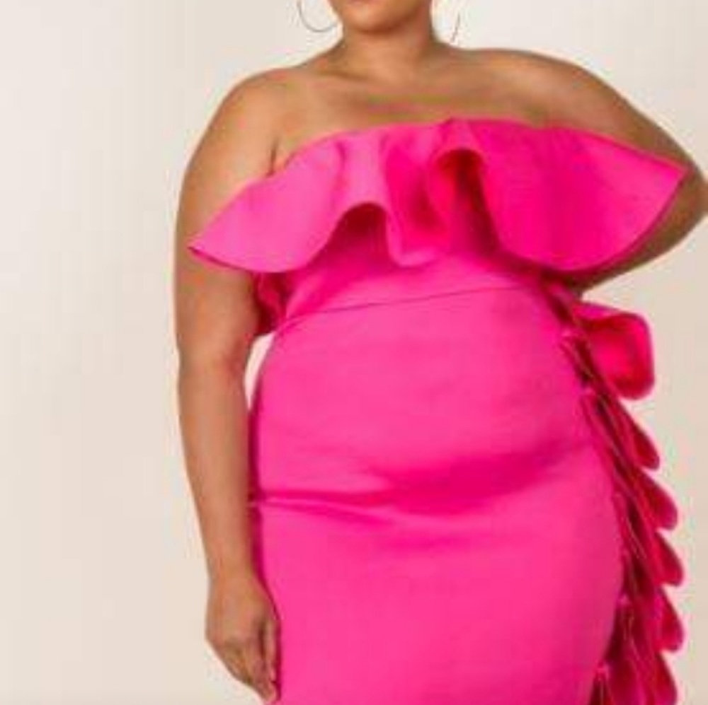 Strapless Ruffle Dresses Plus
